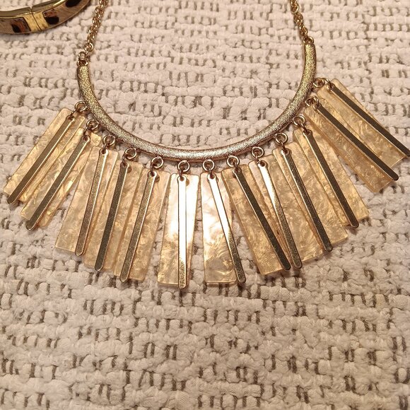 3 pc statement jewelry lot - necklace, calf hair bracelet, tear drop earrings - Picture 2 of 16